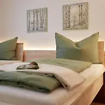 Haus Topa דירה