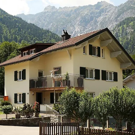 Haus Topa * فاندنس